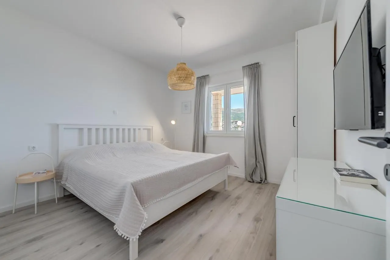 Beachfront Apartments Split