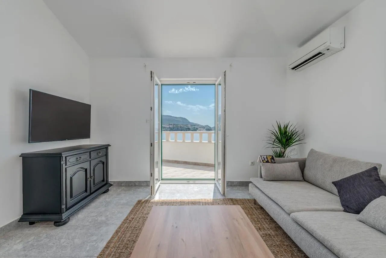 Beachfront Apartments Split