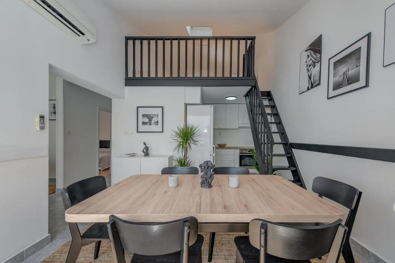 Beachfront Apartments Σπλιτ